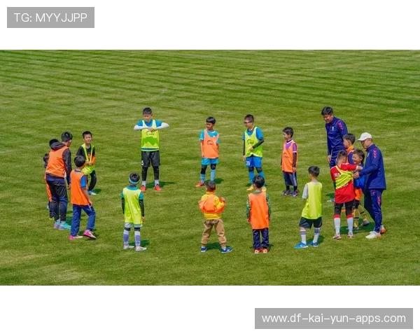 足球青训是否在营养指导上引入专业干预系统，足球青训训练内容